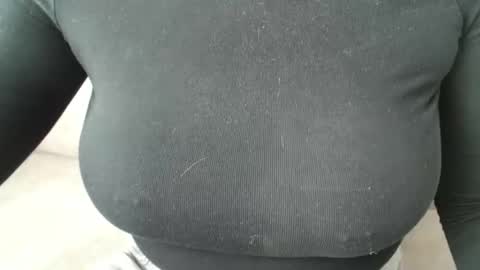 Kaitlin online show from May 18, 8:09 am