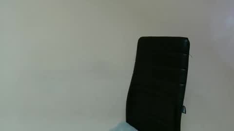 Kaitlin online show from February 11, 7:21 am