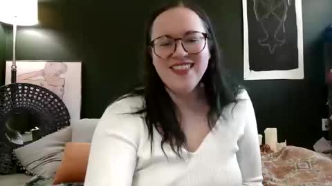 kaitrosss online show from April 2, 7:33 pm