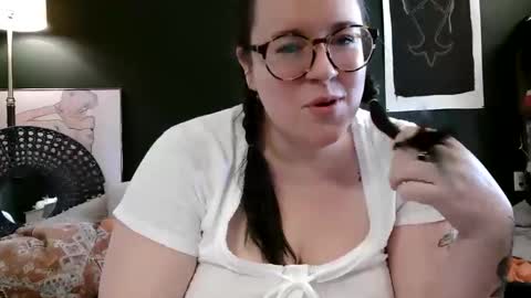 kaitrosss online show from March 25, 10:45 pm