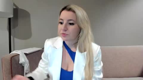 Snapshot of kaliii_jones chatting on February 11, 2:25 am Kaliii jones online show from February 11, 2:25 am