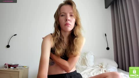 Kalisee  online show from April 30, 5:23 am