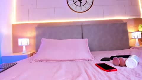 kalyx_lana online show from May 20, 1:57 am