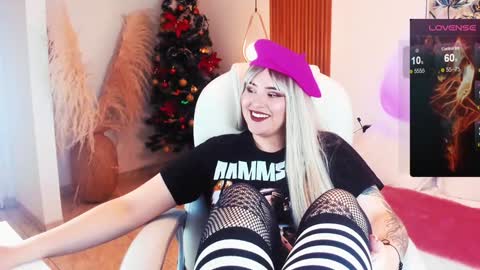 ANA SOFIA online show from December 17, 1:49 pm