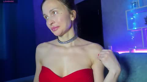 Snapshot of kamila_lee chatting on February 12, 7:02 am Kamila GMT2 Tue 10 AM - 4 PMWed 3-9 AM Thur 3-9 AM Fri 3-9 AM Sat 10 AM - 4 PM. online show from February 12, 7:02 am