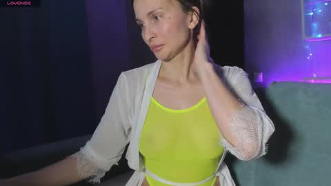 Snapshot of kamila_lee chatting on January 30, 1:00 am Kamila GMT2 Tue 10 AM - 4 PMWed 3-9 AM Thur 3-9 AM Fri 3-9 AM Sat 10 AM - 4 PM. online show from January 30, 1:00 am