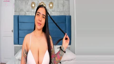 Kamila Betancourt online show from May 15, 4:43 pm