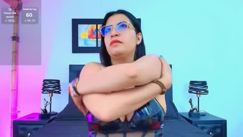 Miss kamile online show from October 7, 11:58 am