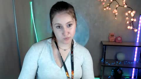 kamilla_love_ online show from May 25, 1:43 pm