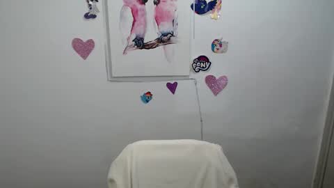 kamilla_love_ online show from October 19, 11:23 am