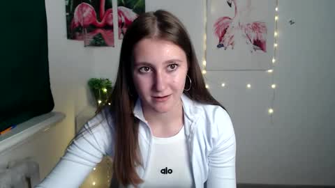 kamilla_love_ online show from September 30, 11:49 am