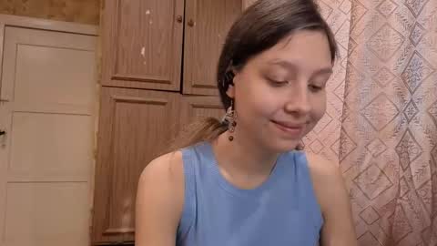 Mari  Simmons online show from November 3, 2:59 am