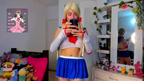 hello  Im Danni online show from May 6, 12:20 pm