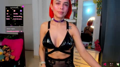 hello  Im Danni online show from May 16, 12:15 pm