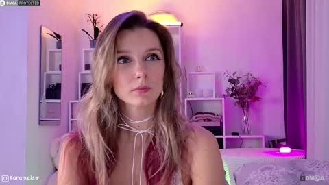 Julia online show from October 24, 11:12 pm