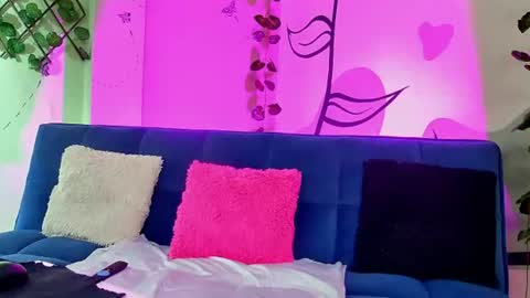 Karen  online show from July 11, 2:33 am