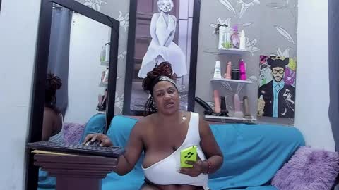 Karen online show from May 15, 11:40 pm