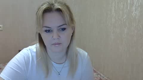 karennelsonx online show from January 21, 7:39 pm