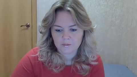 karennelsonx online show from November 10, 12:11 pm