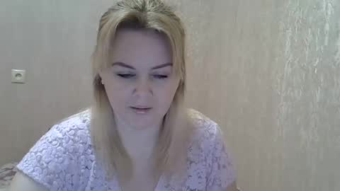 karennelsonx online show from January 19, 5:39 pm