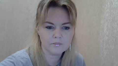 karennelsonx online show from December 7, 2:24 pm