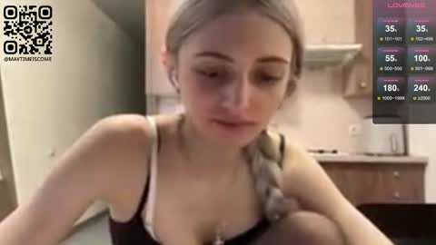 May online show from May 25, 1:43 pm