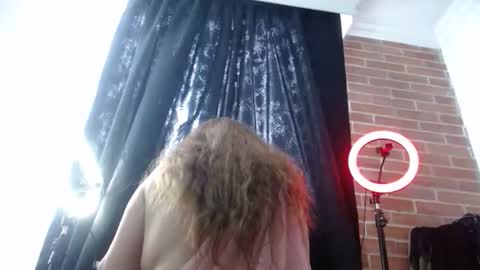 karima_sarabe online show from May 25, 4:17 pm