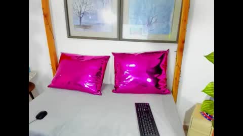 karime  online show from November 16, 2:13 am