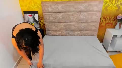 karime  online show from November 18, 3:40 am