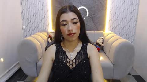 karime_b_ online show from October 18, 12:41 pm