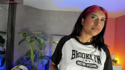 Karina online show from May 26, 3:06 am