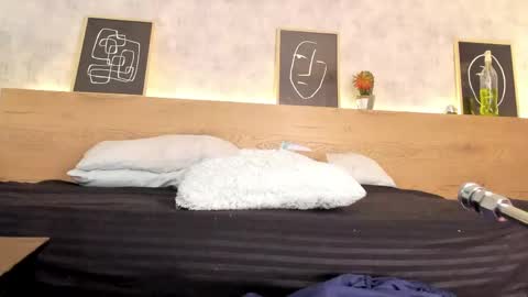 Kari online show from May 4, 11:47 am