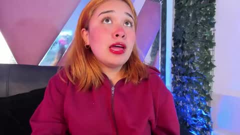 karinasanchezz online show from November 7, 1:44 am