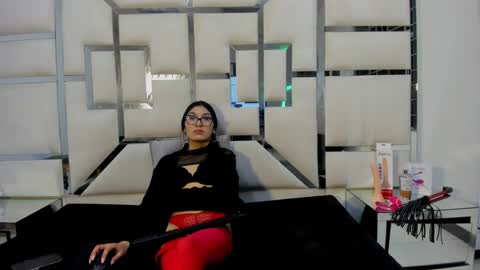 karinasexyhot69 online show from October 1, 4:28 am