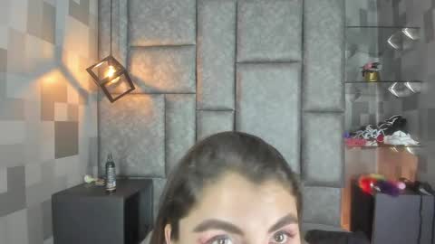 karla_crruz online show from May 28, 1:47 am