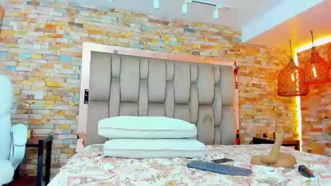 Snapshot of karla_dunn chatting on February 20, 9:20 pm Karla online show from February 20, 9:20 pm