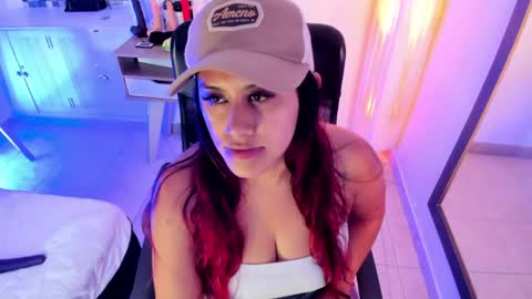 Karla Gonzaless online show from May 23, 7:12 pm
