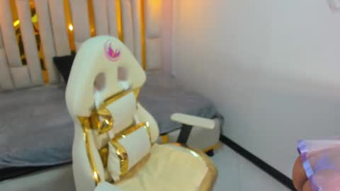 Karla  online show from February 10, 10:53 am