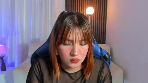 Karlita online show from May 6, 3:54 am