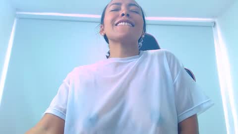 Karla online show from April 10, 2:45 pm