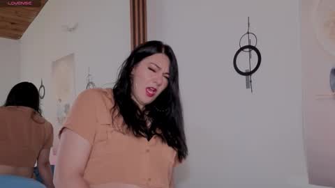 Snapshot of karla_valk1 chatting on September 29, 1:16 pm karla online show from September 29, 1:16 pm