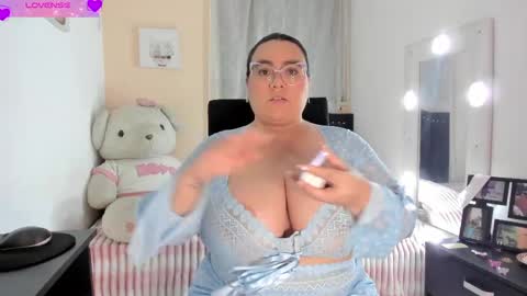 Karla Lane  online show from May 23, 2:10 am