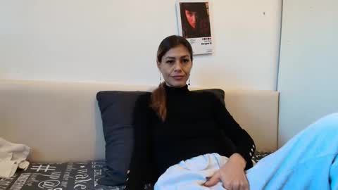 Crystyna online show from October 21, 7:23 am