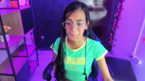 karlaslutskinny__ online show from May 13, 10:48 pm