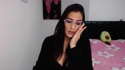 Karlis online show from October 25, 1:57 am