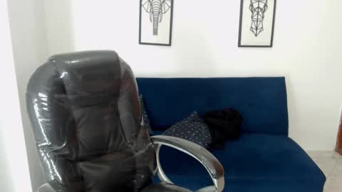 KARLYE online show from December 6, 4:14 am