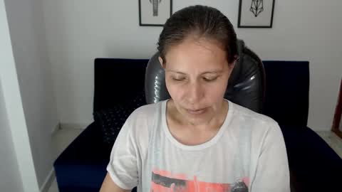 KARLYE online show from December 11, 12:02 am