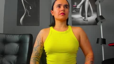   online show from November 1, 5:50 pm