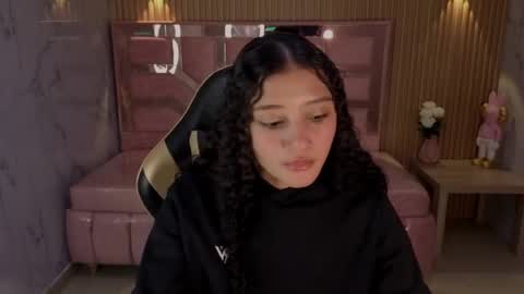 karol1_s online show from May 23, 3:05 am