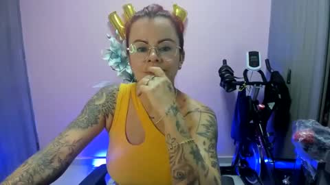 kAROL MILF   online show from December 12, 1:10 am